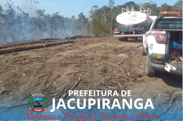 Defesa Civil e Bombeiros atuam em incêndio de grandes proporções em Jacupiranga